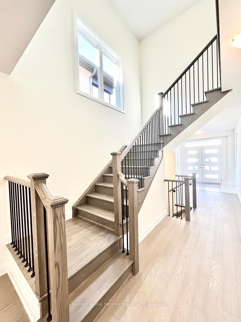 3246 Chimney Swift Cres