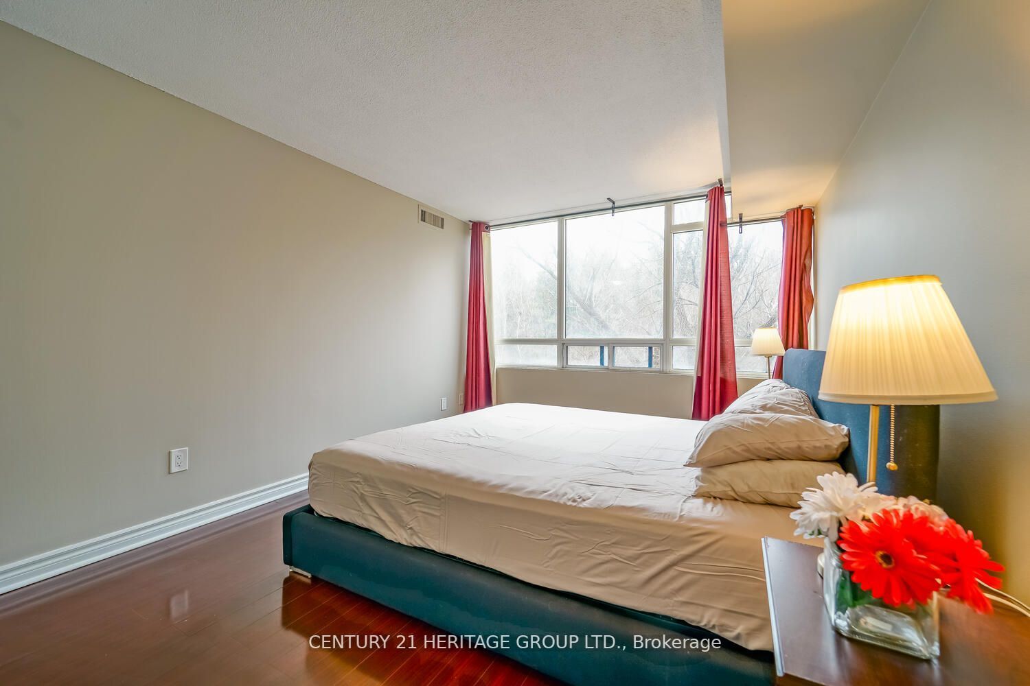 3050 Ellesmere Rd, #311