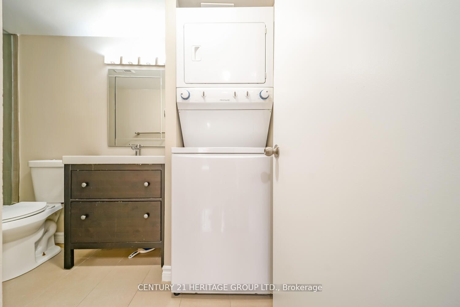 3050 Ellesmere Rd, #311