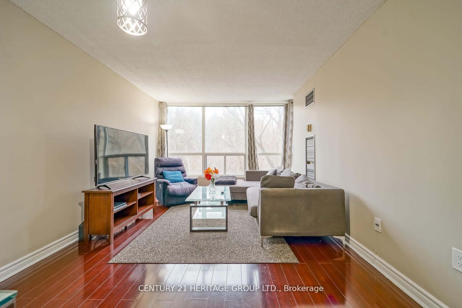 3050 Ellesmere Rd, #311