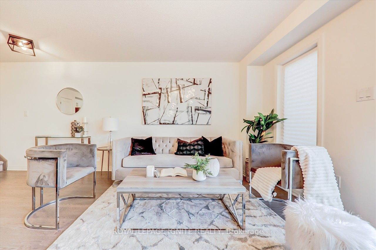 110 Caspian Sq