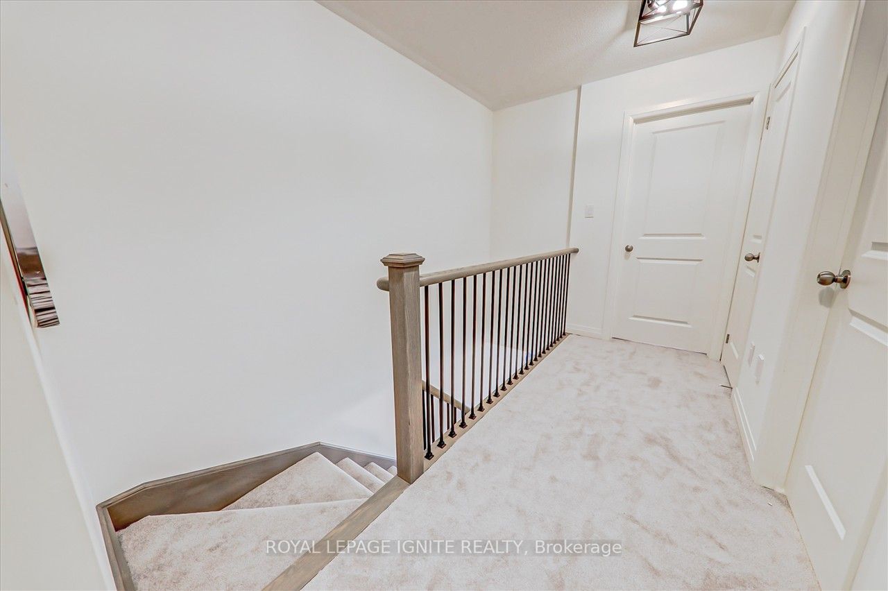 110 Caspian Sq