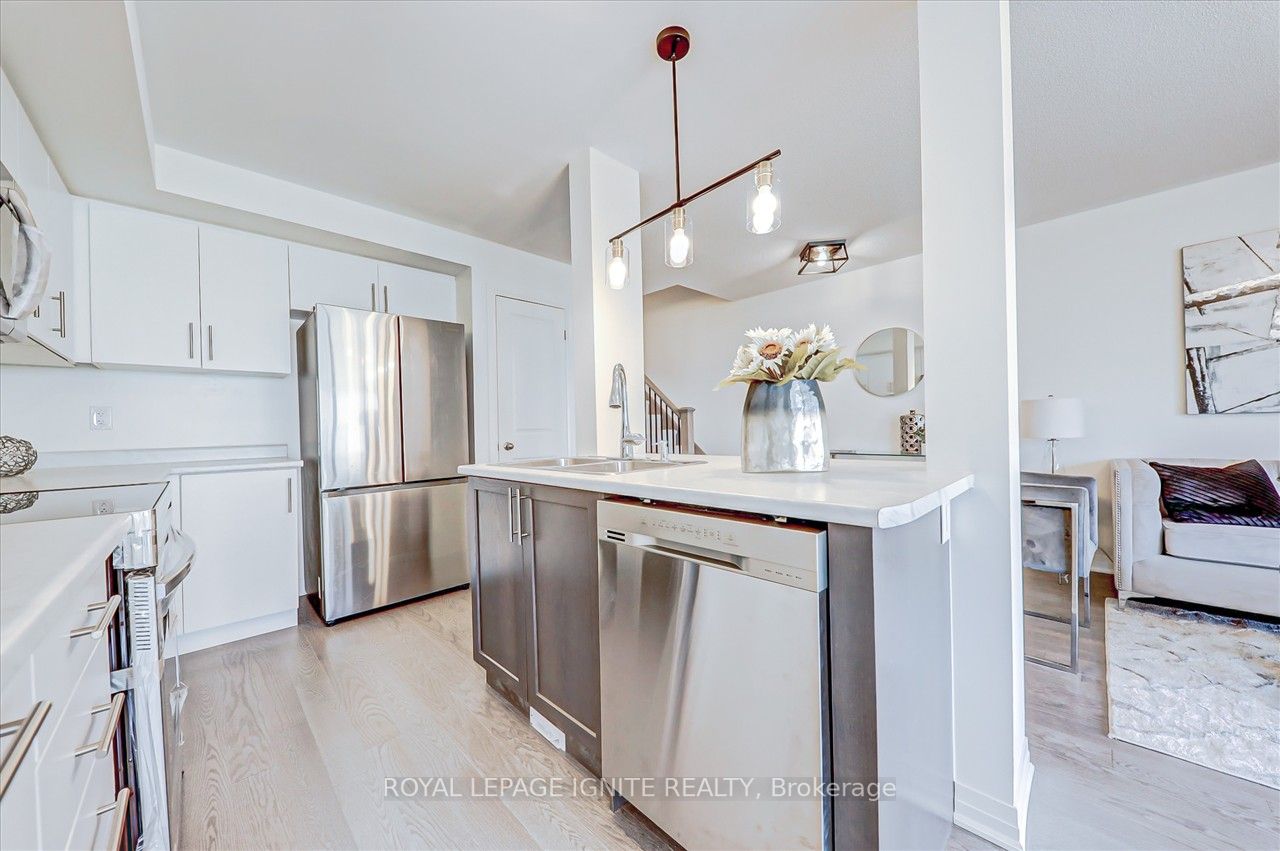 110 Caspian Sq