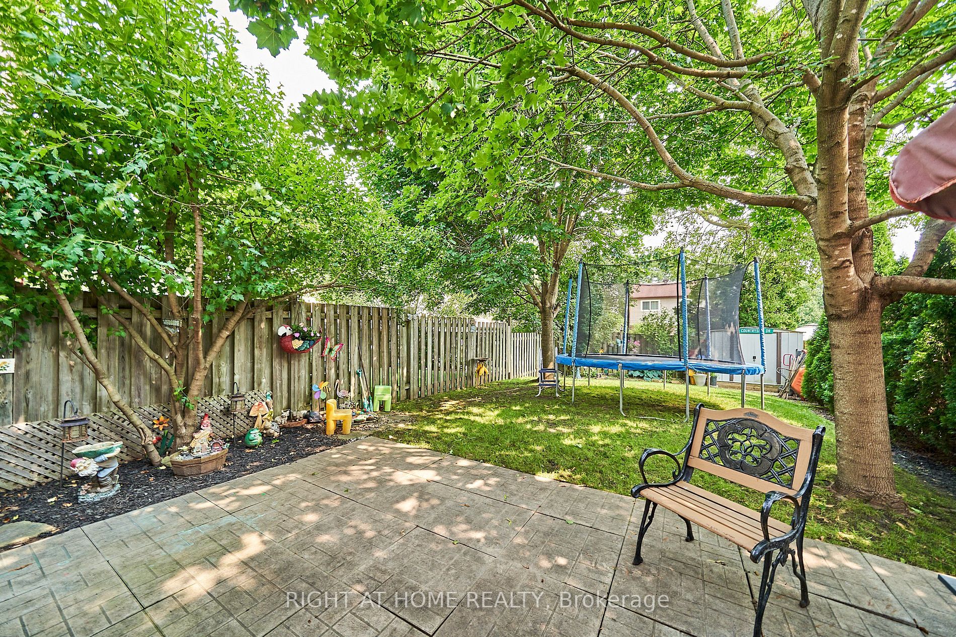 19 Greenfield Crescent