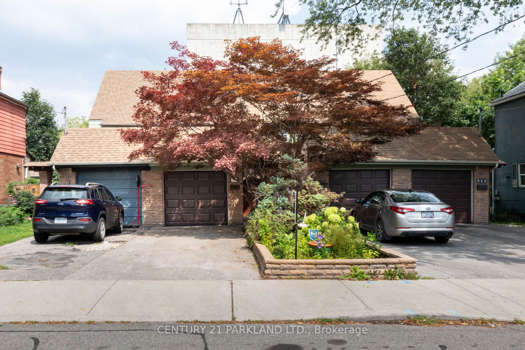 315 Rhodes Ave