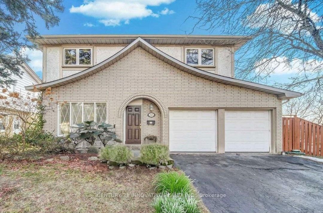 35 Kirkdene Dr