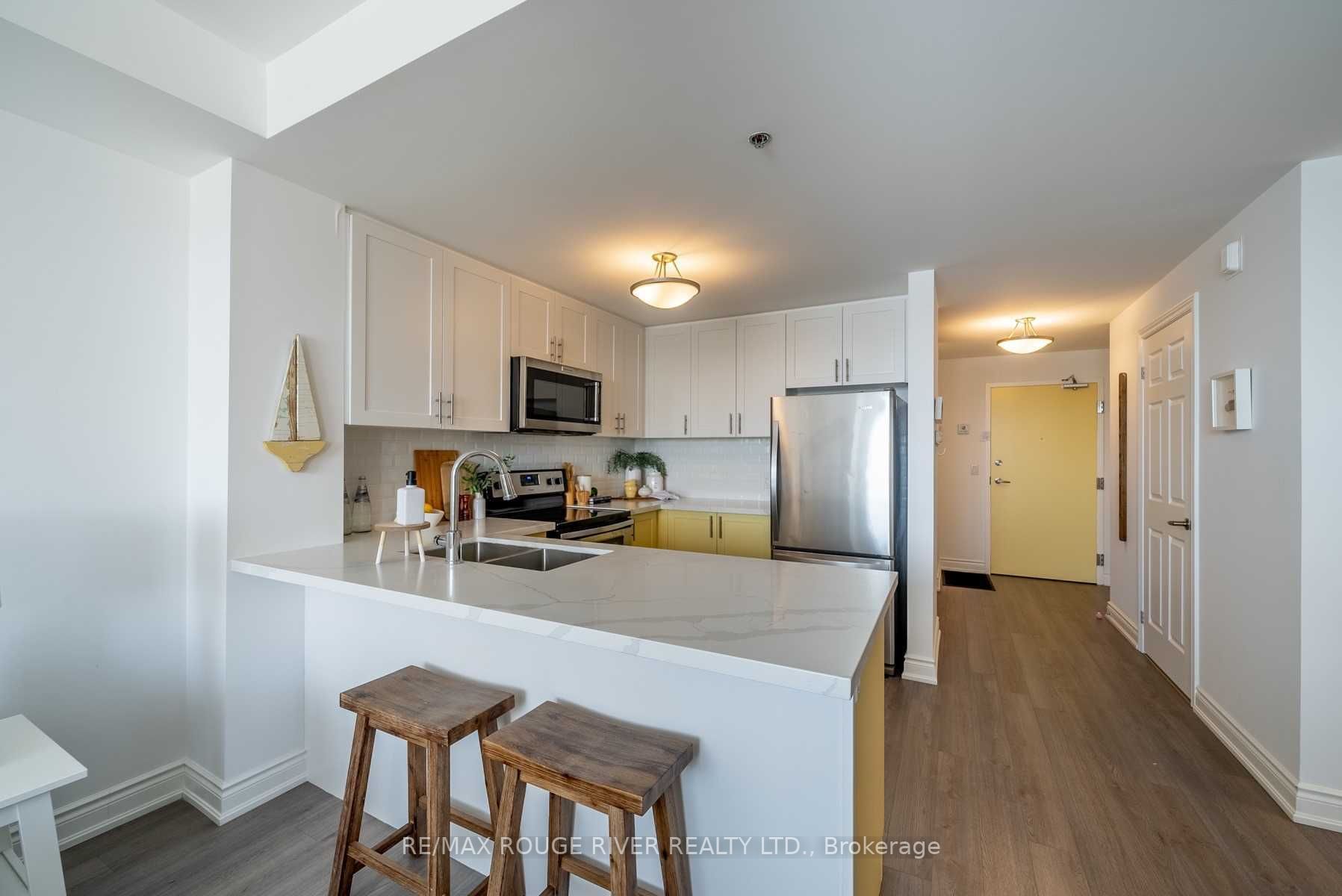 21 Brookhouse Dr, #209