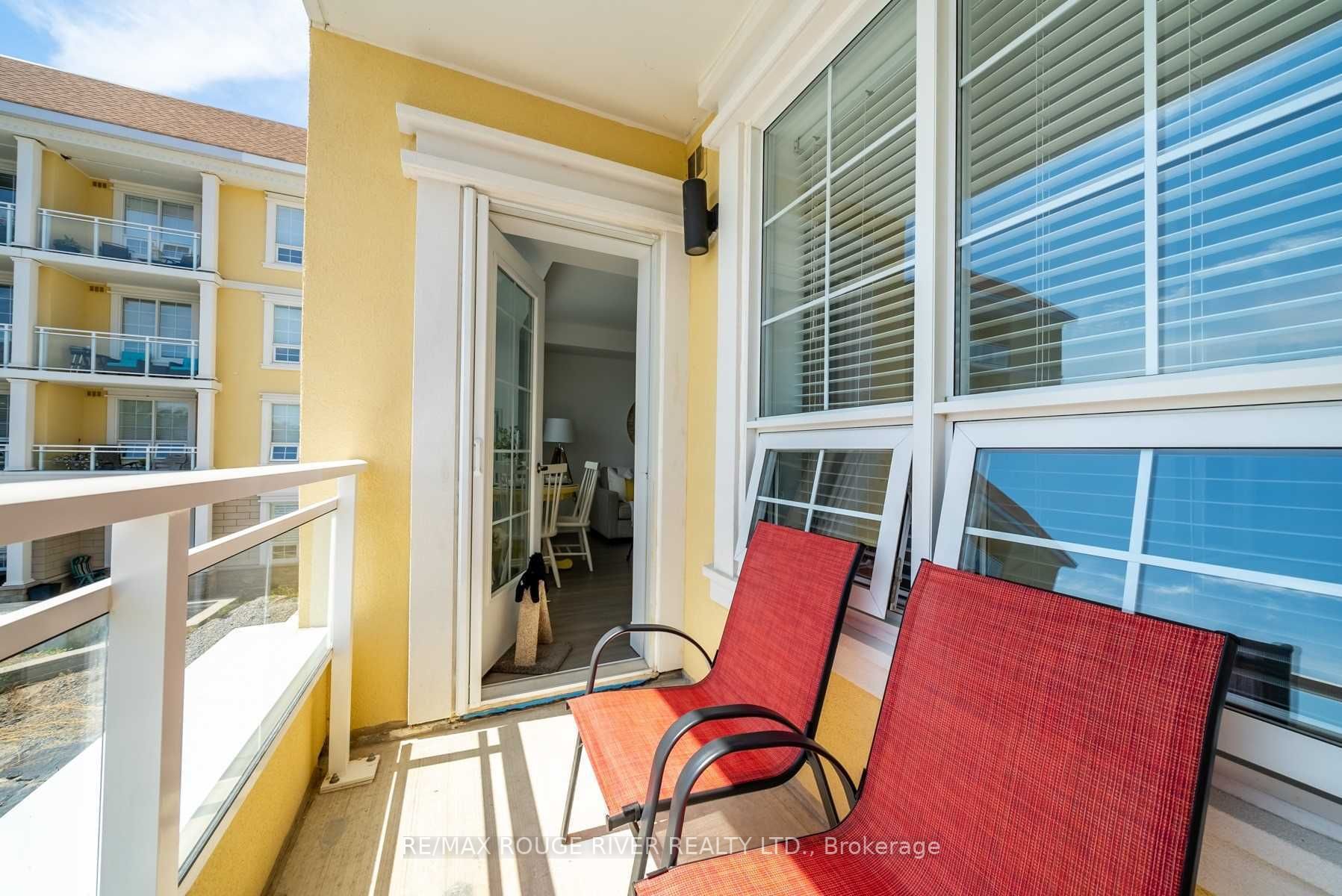21 Brookhouse Dr, #209