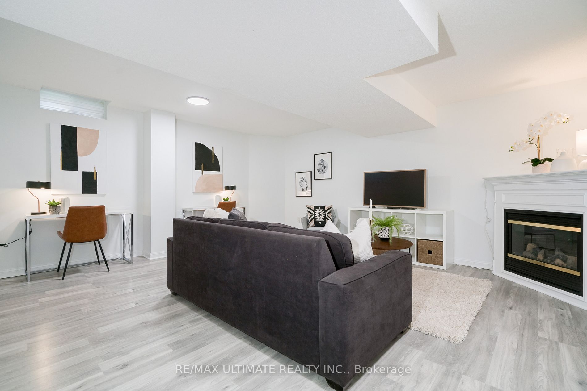 53 Juneau Cres