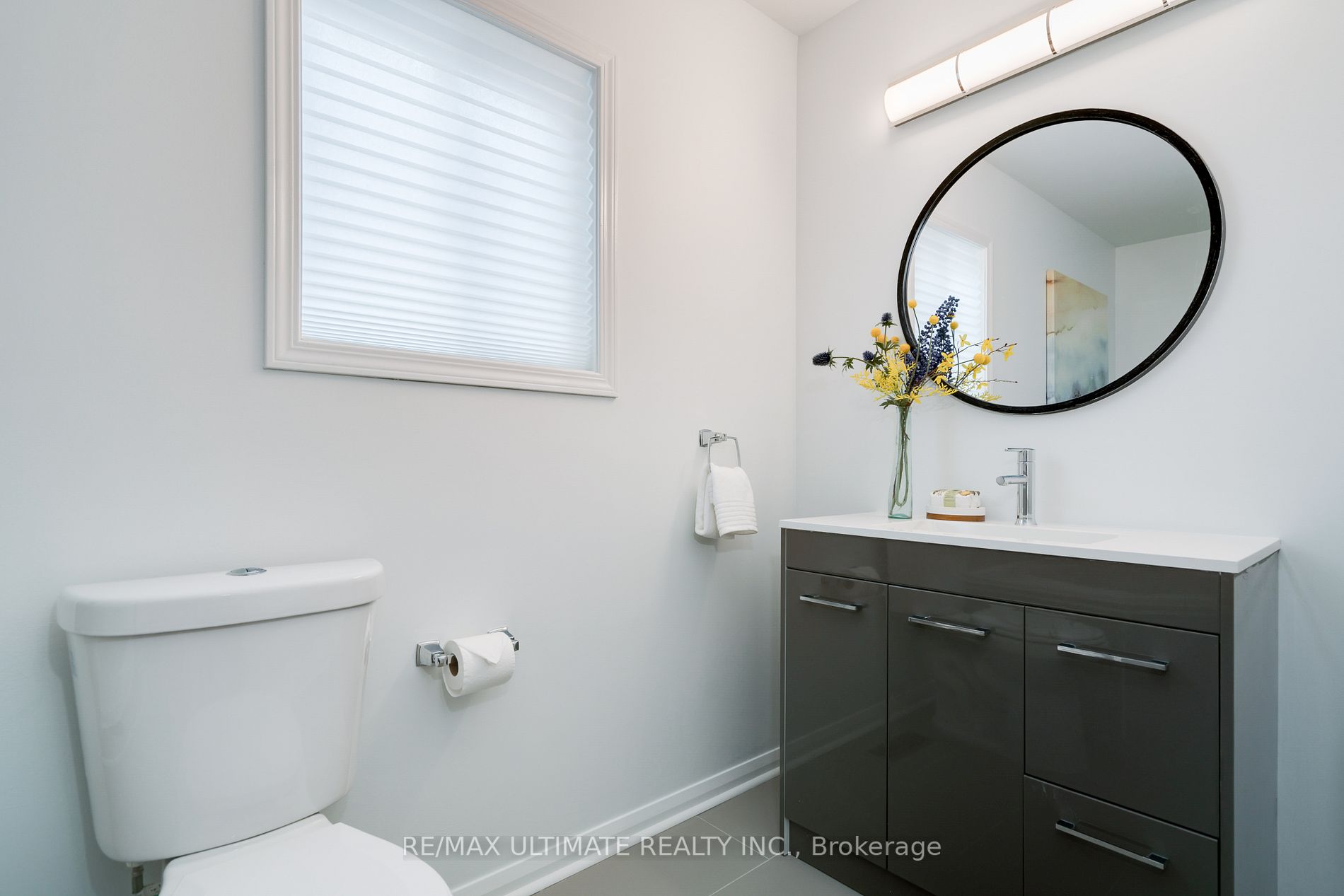 53 Juneau Cres