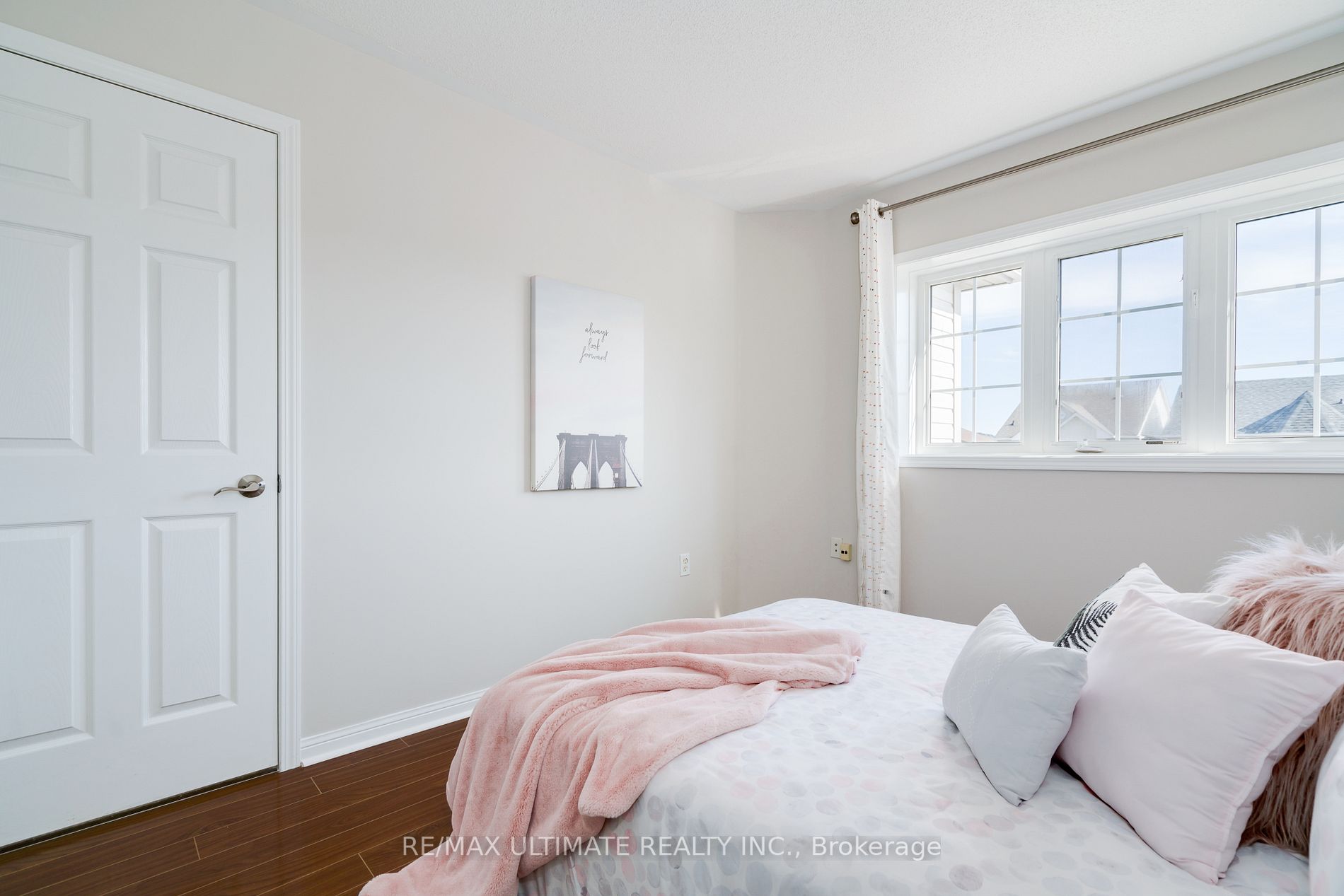 53 Juneau Cres