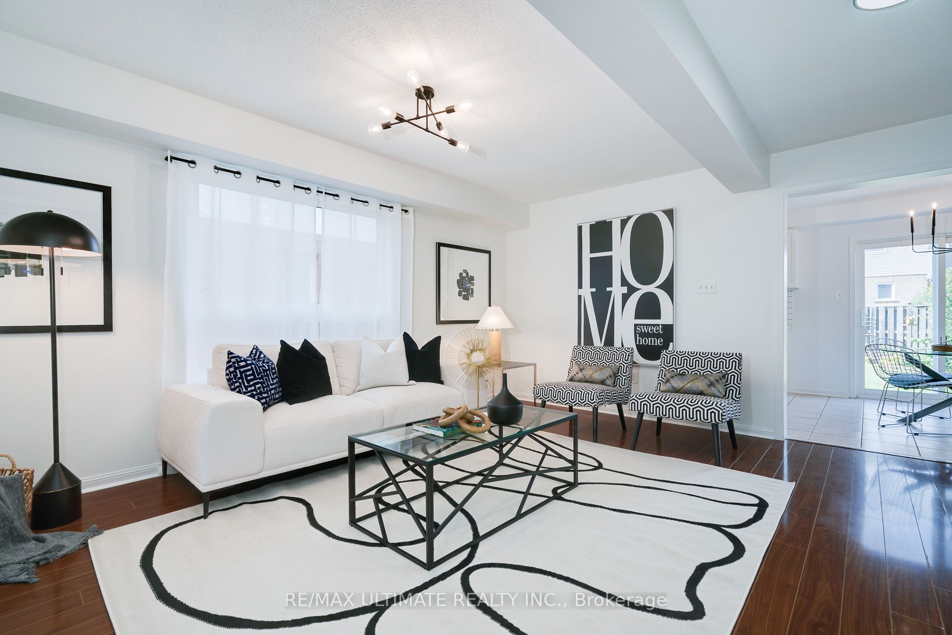 53 Juneau Cres