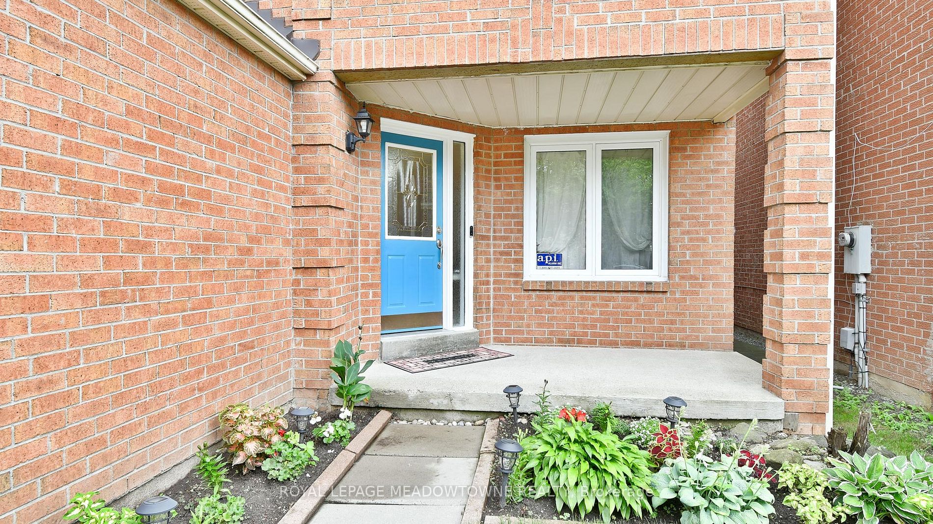 33 Coughlen Street