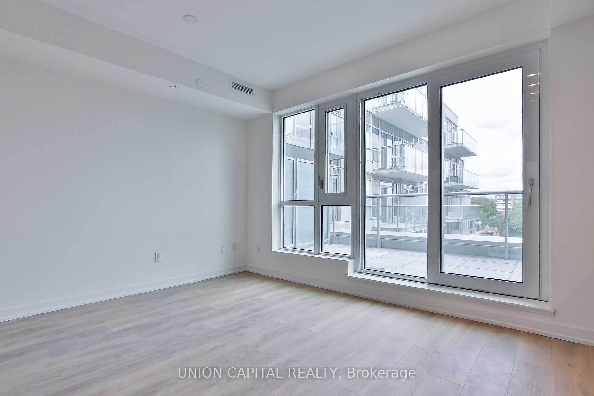 150 Logan Avenue, #616