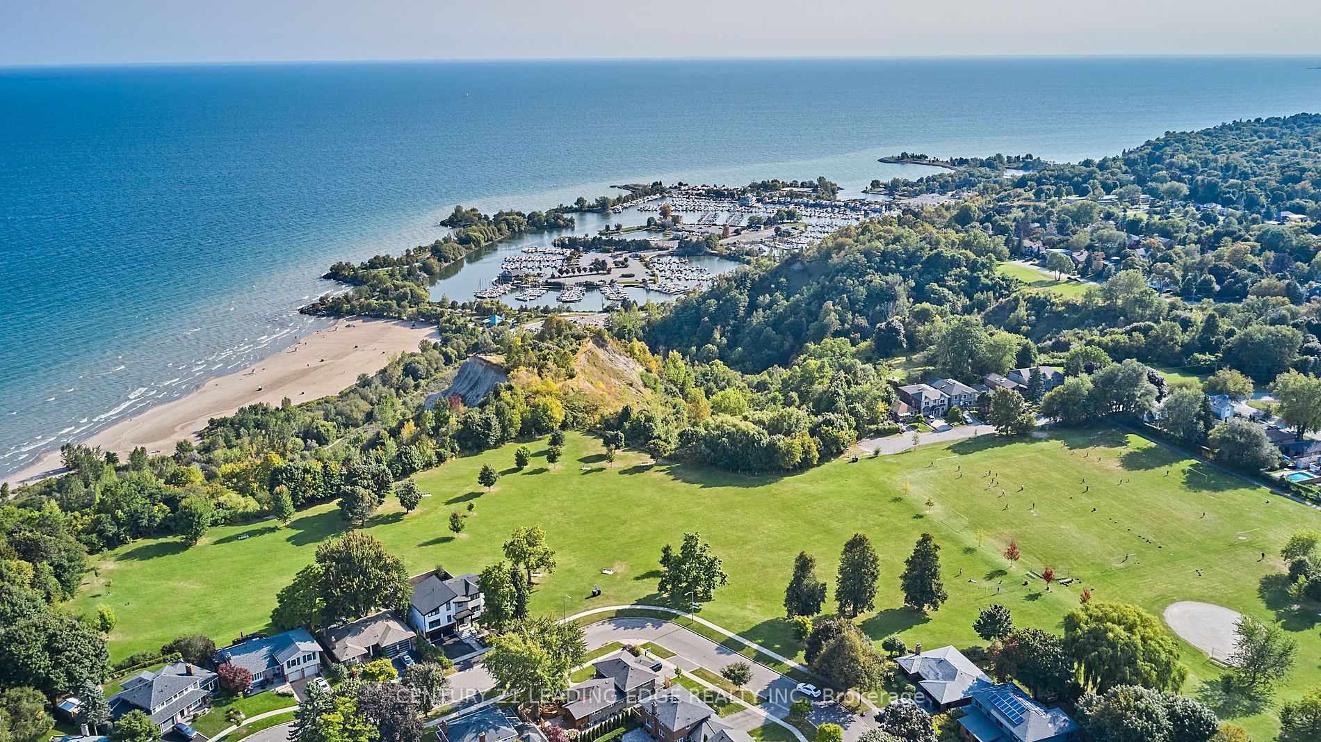 17 Scarborough Heights Boulevard