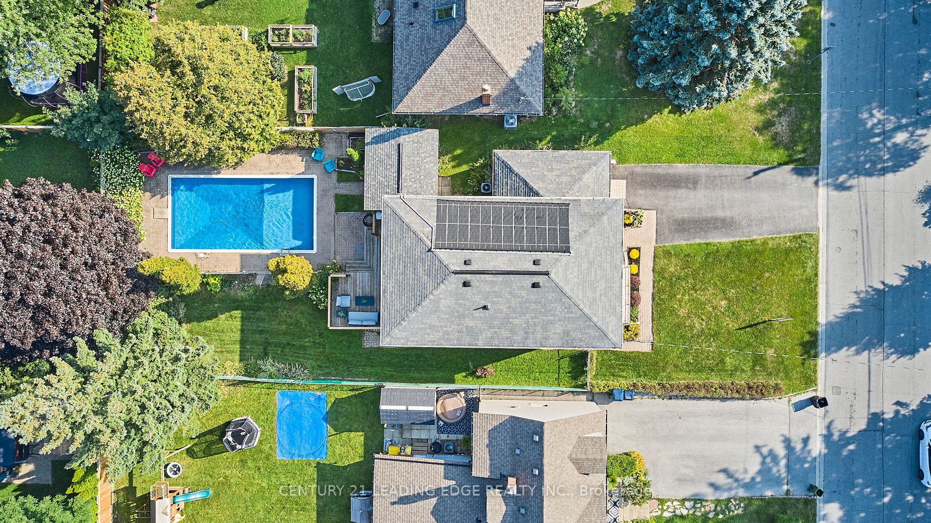 17 Scarborough Heights Boulevard