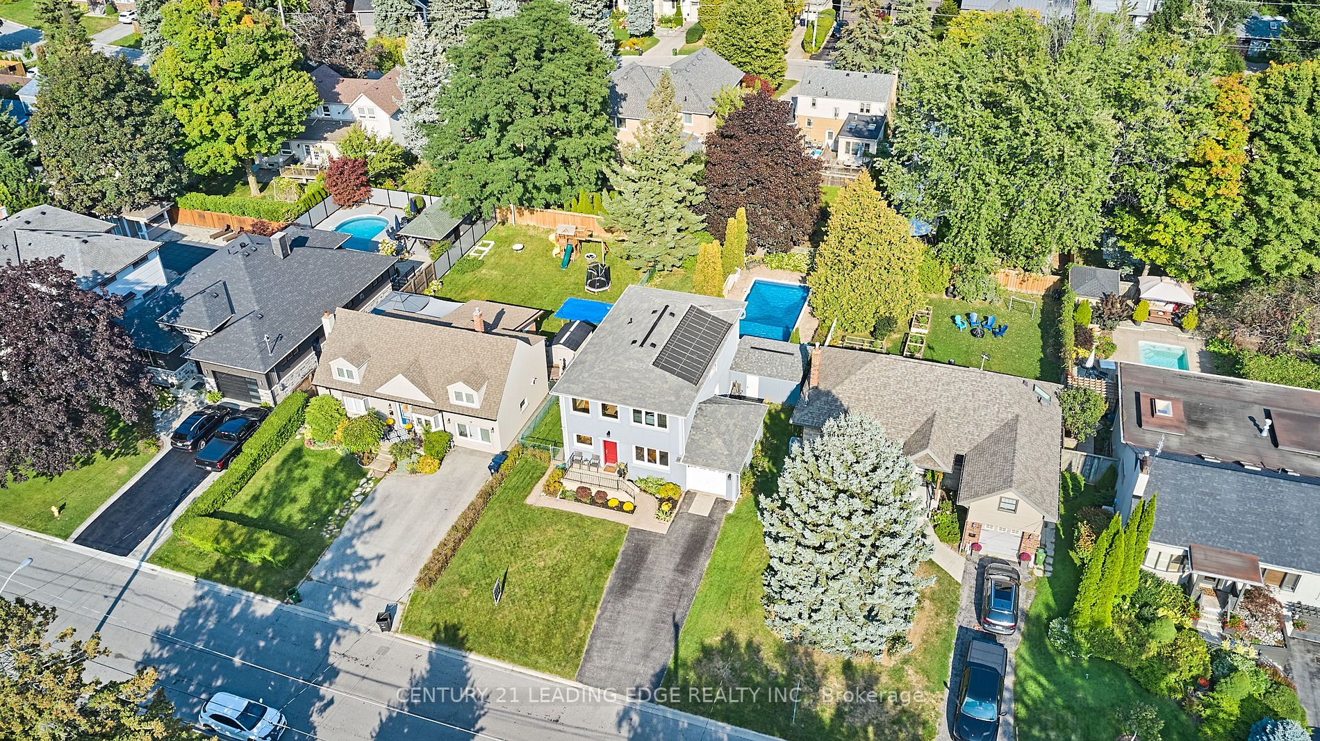 17 Scarborough Heights Boulevard