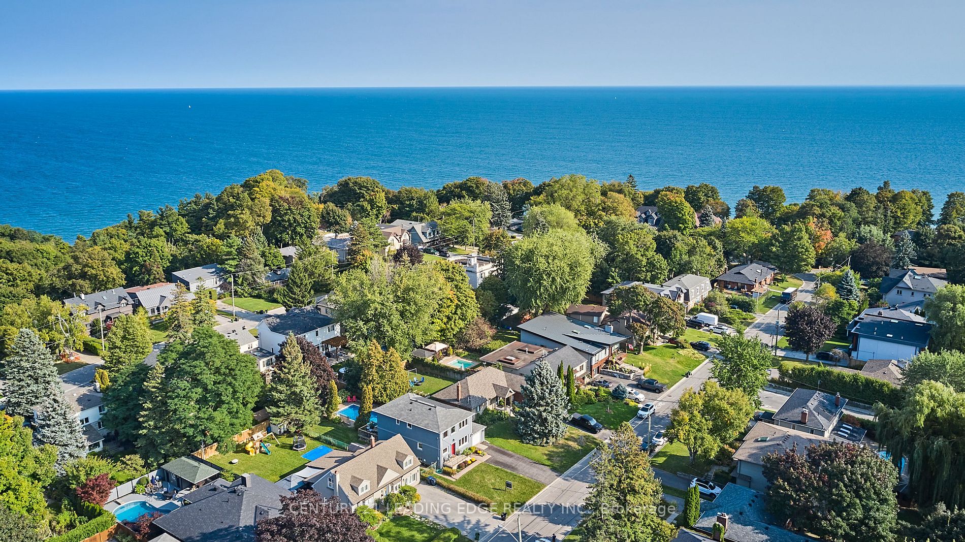 17 Scarborough Heights Boulevard