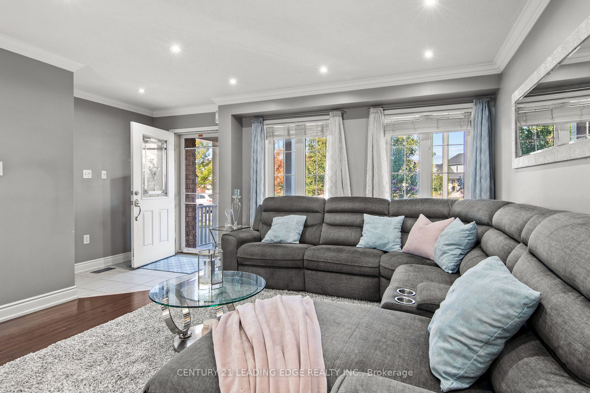 25 Haskell Ave