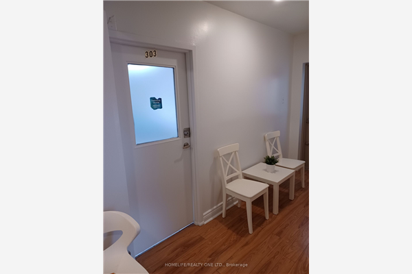 115 Danforth Ave, Toronto