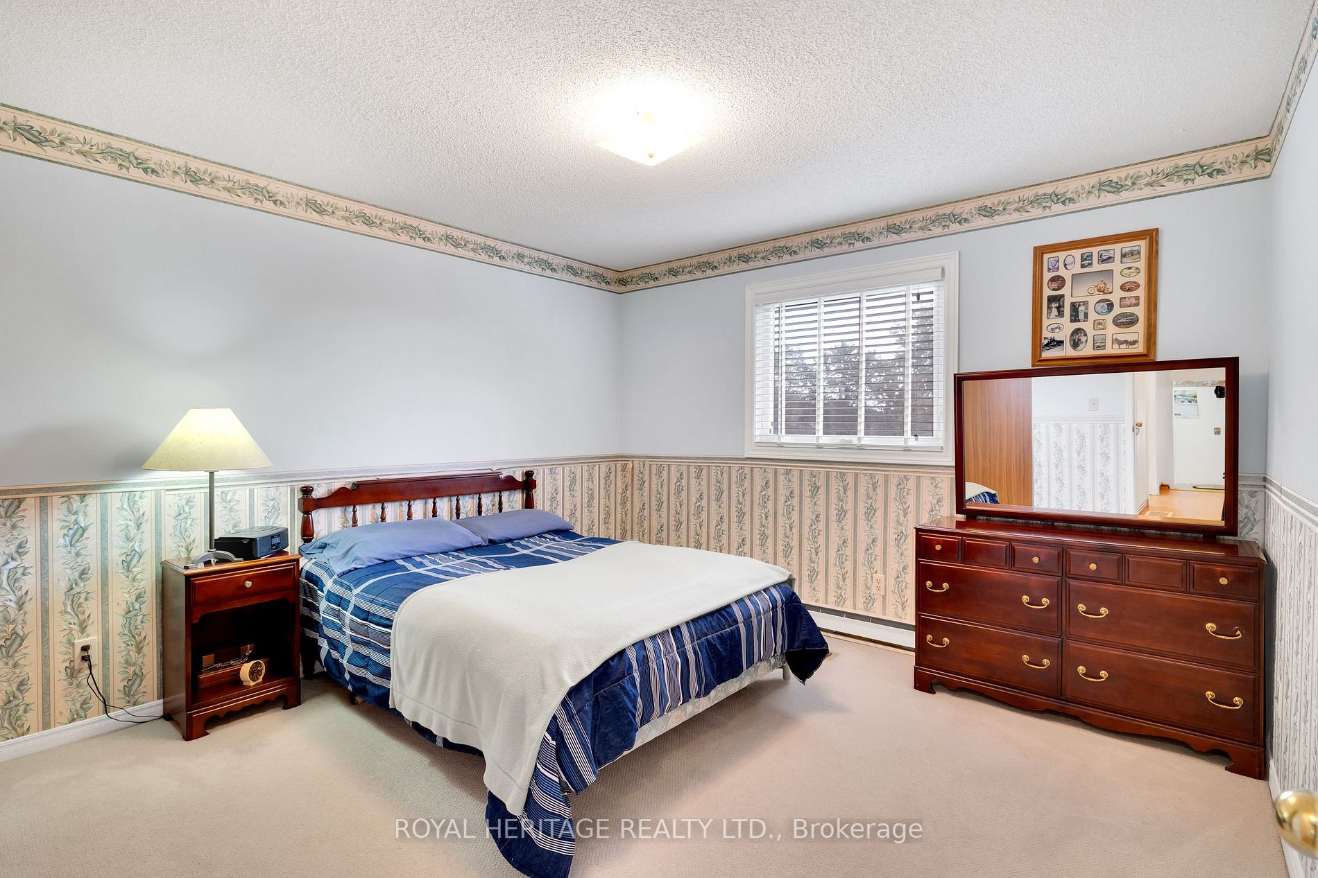 23 Hart Blvd