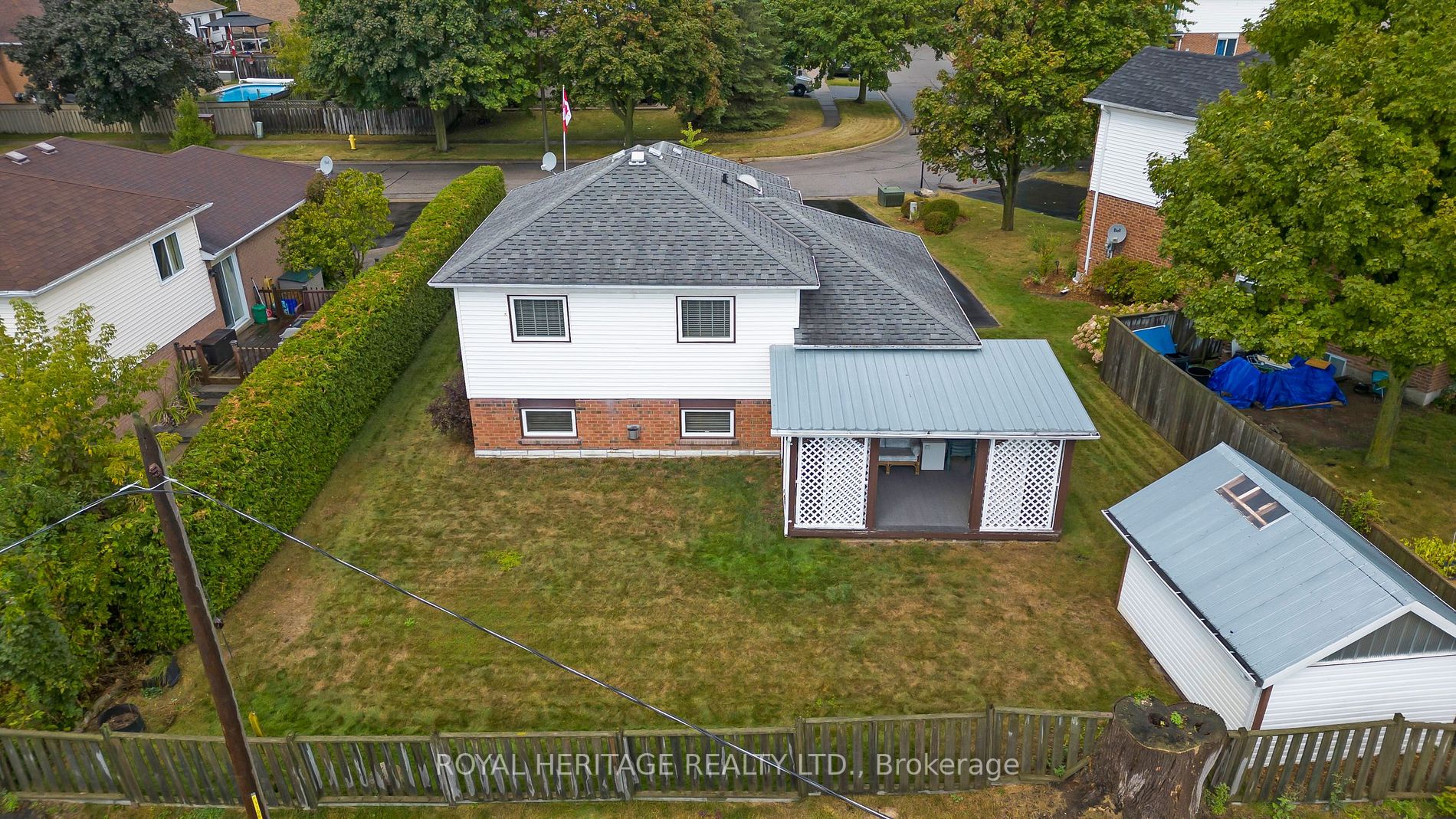 23 Hart Blvd