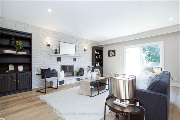 307 College Ave, Oshawa