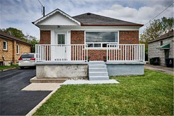 19 Lynvalley Cres S, Toronto