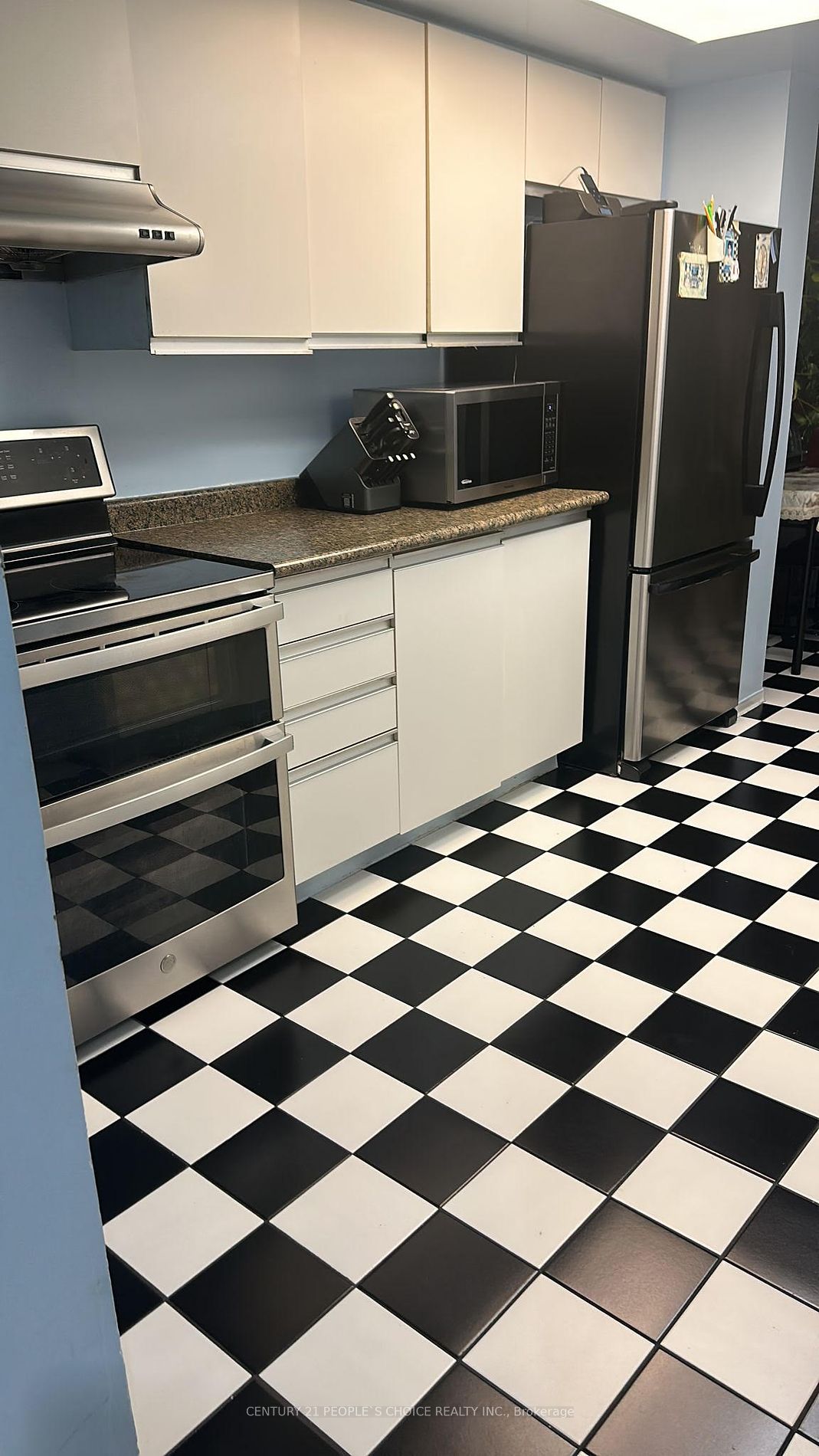 2550 Lawrence Ave, #721