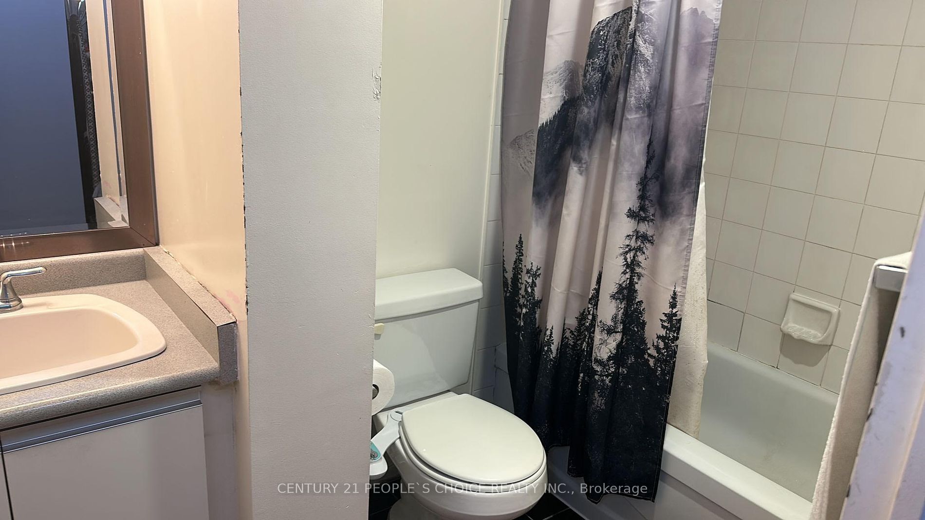 2550 Lawrence Ave, #721