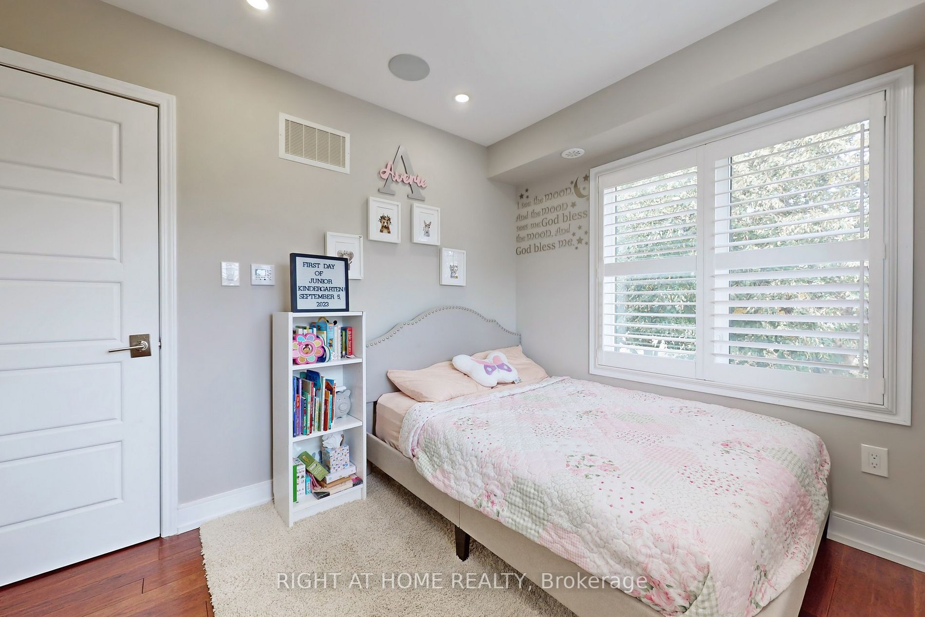 35 Heron Park Pl, #1