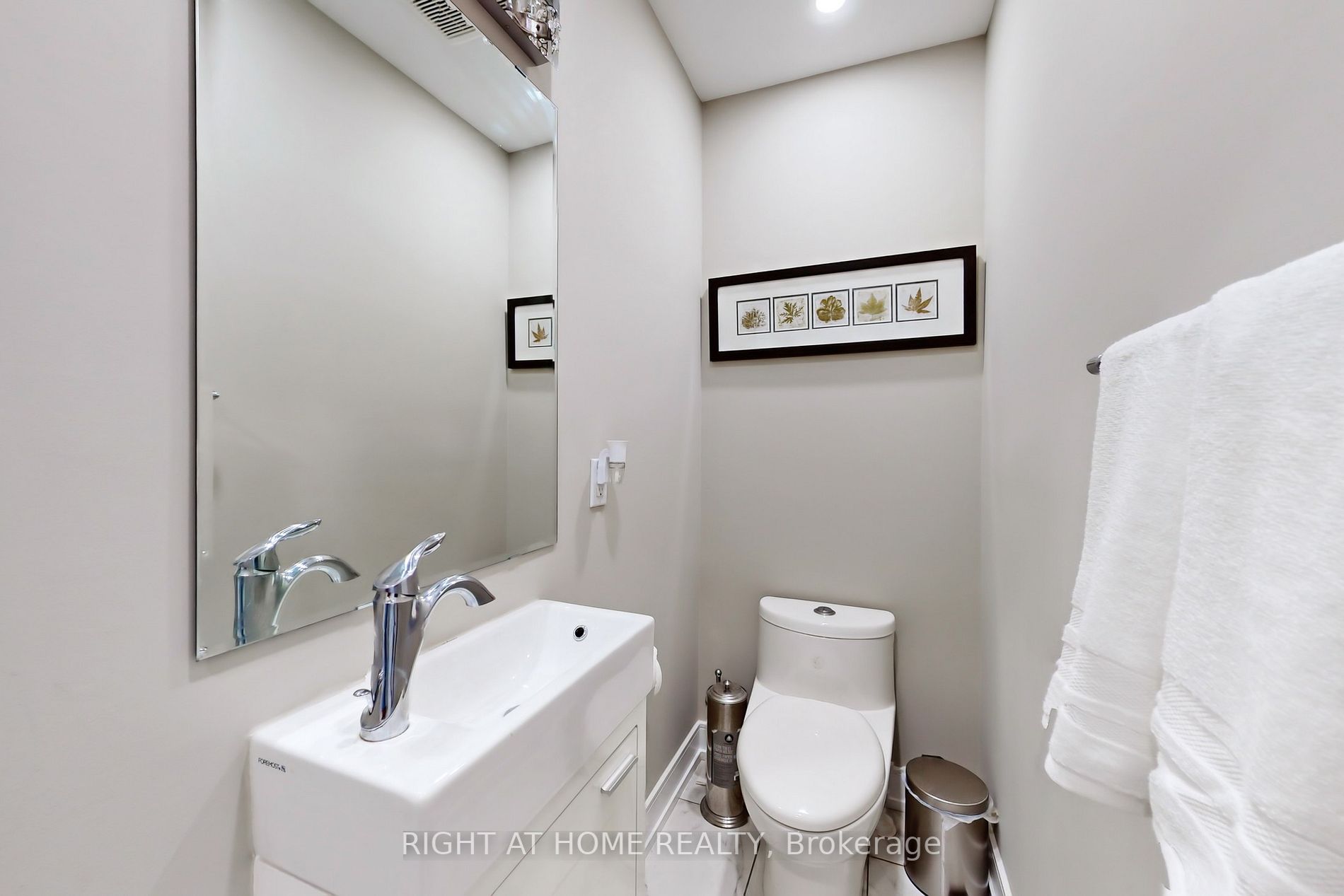 35 Heron Park Pl, #1