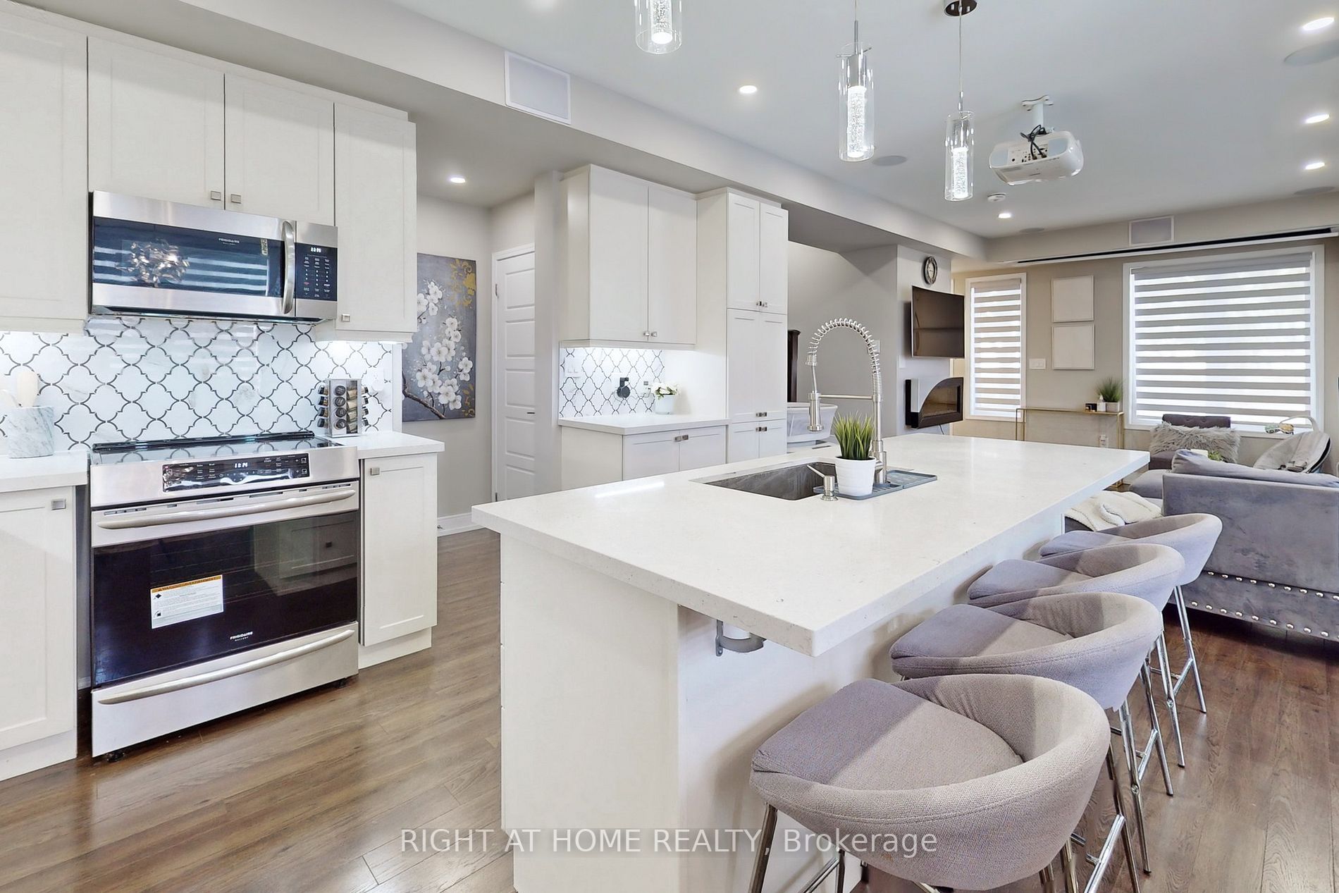 35 Heron Park Pl, #1