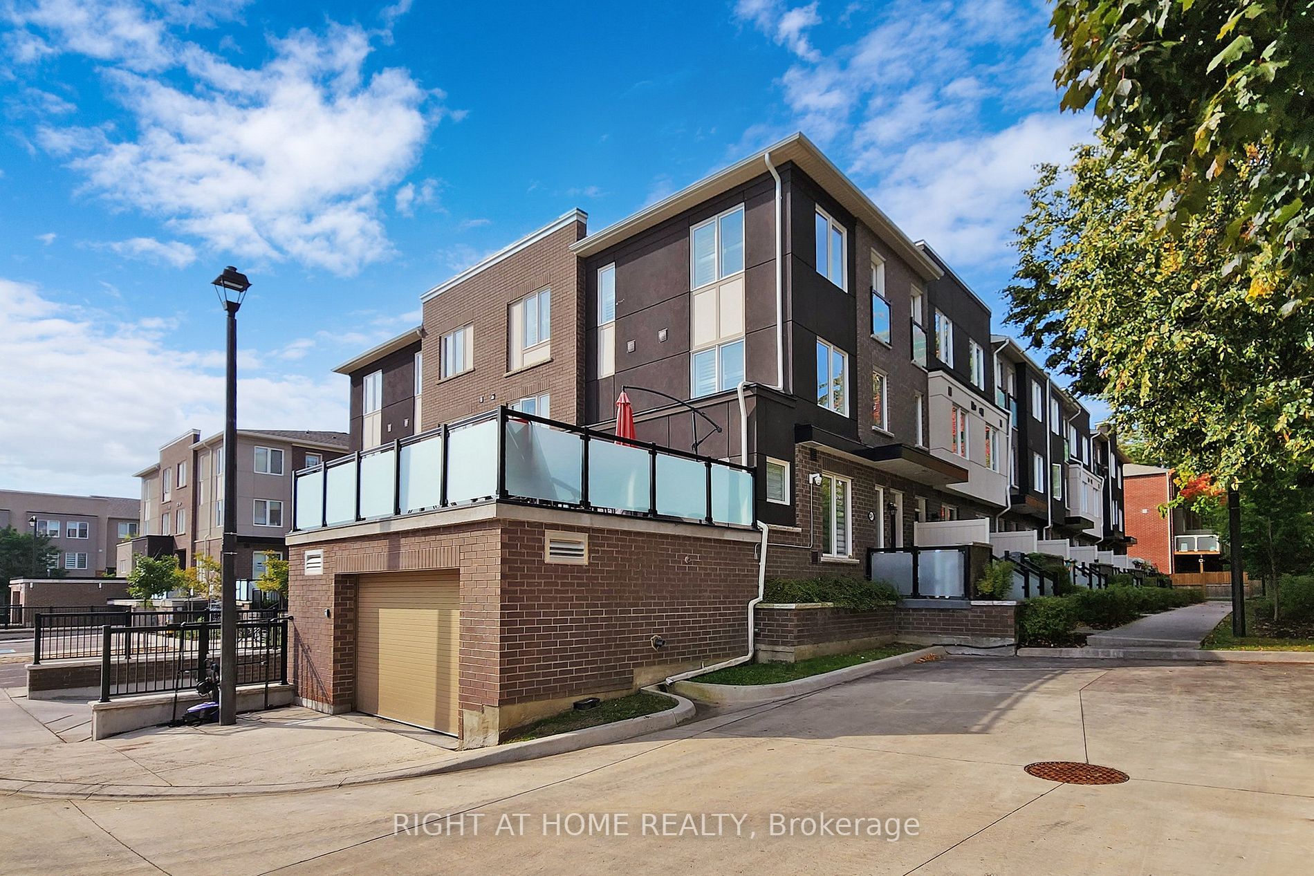 35 Heron Park Pl, #1
