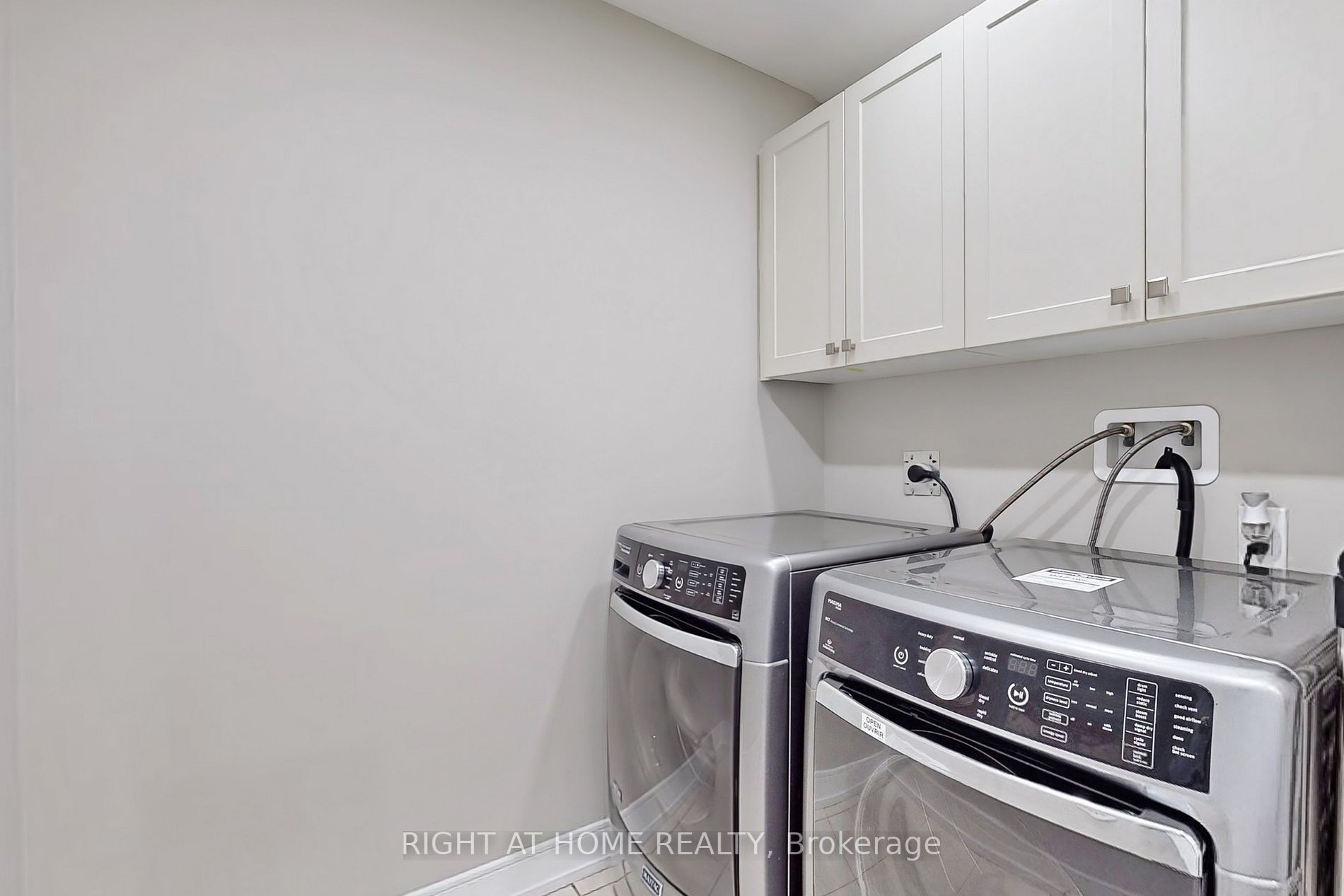 35 Heron Park Pl, #1