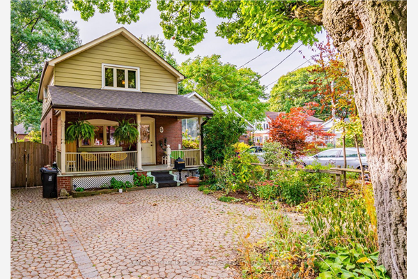 5 Lynn Rd