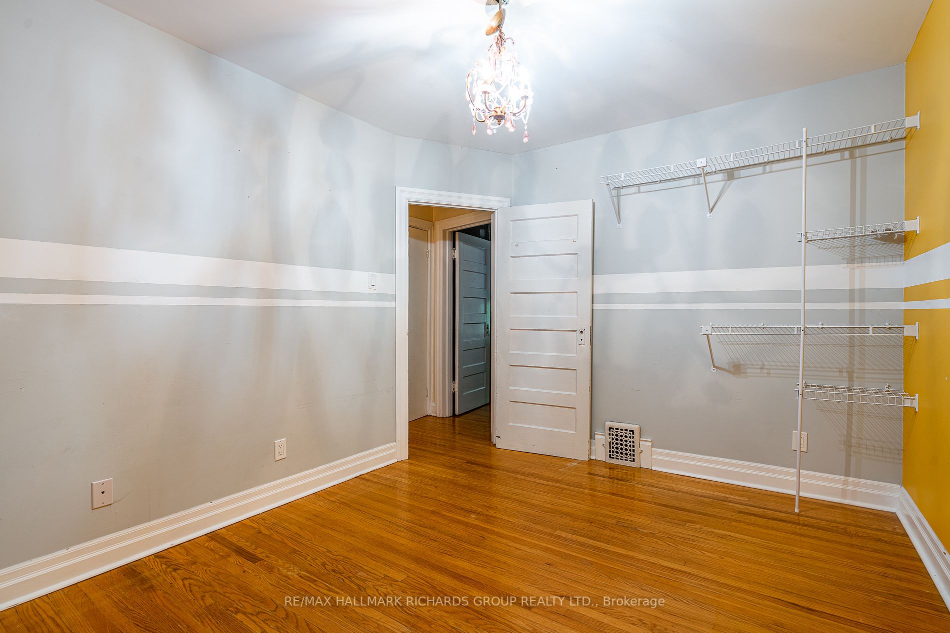 179 Lee Ave