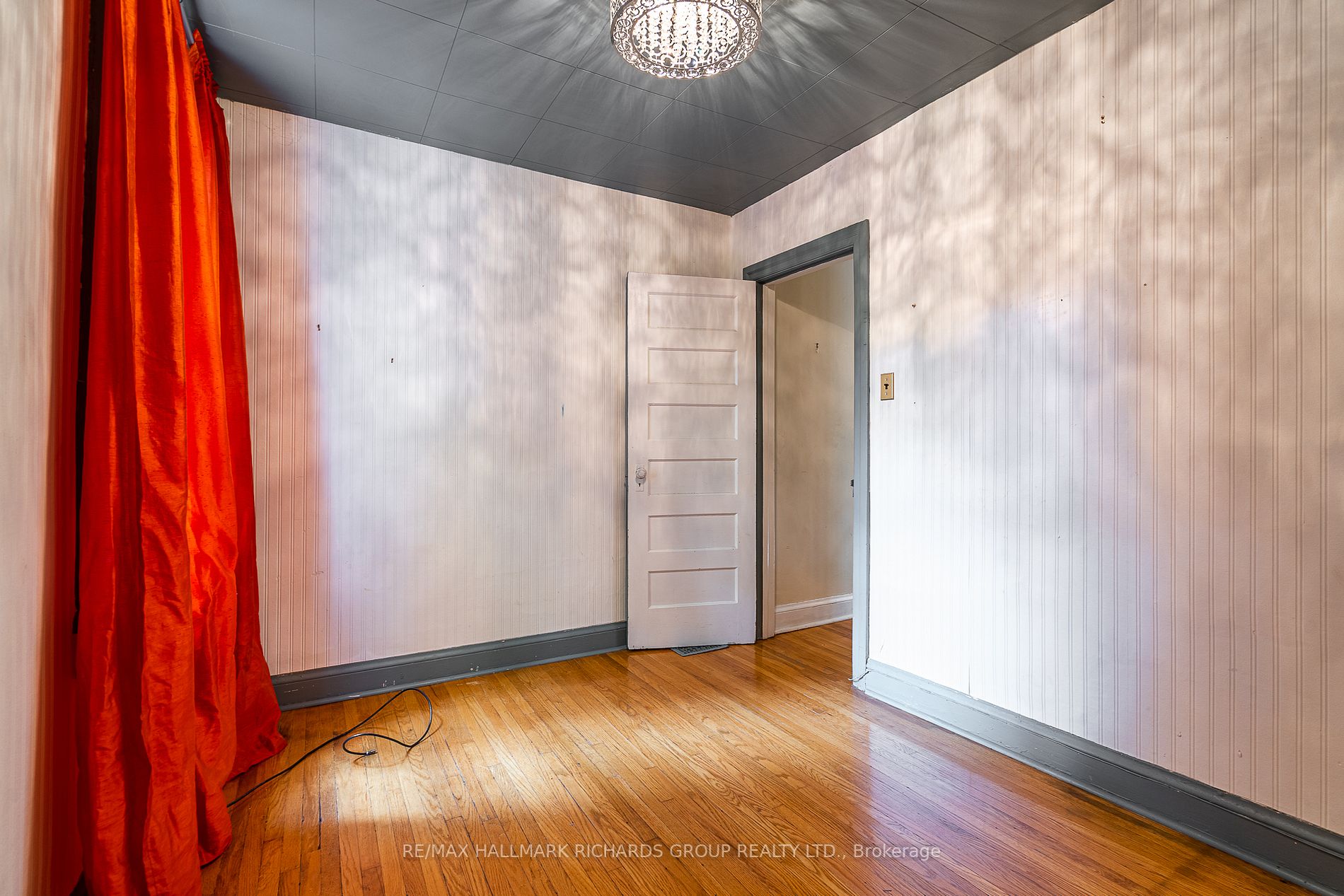 179 Lee Ave