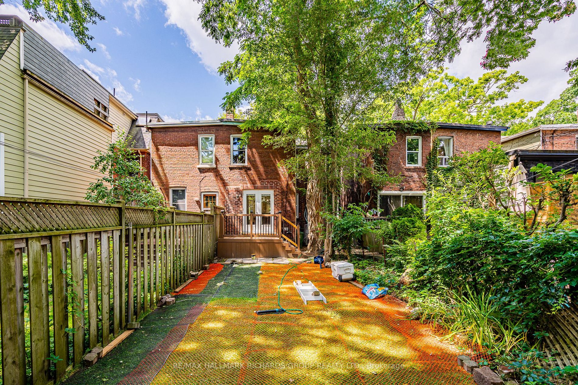 179 Lee Ave