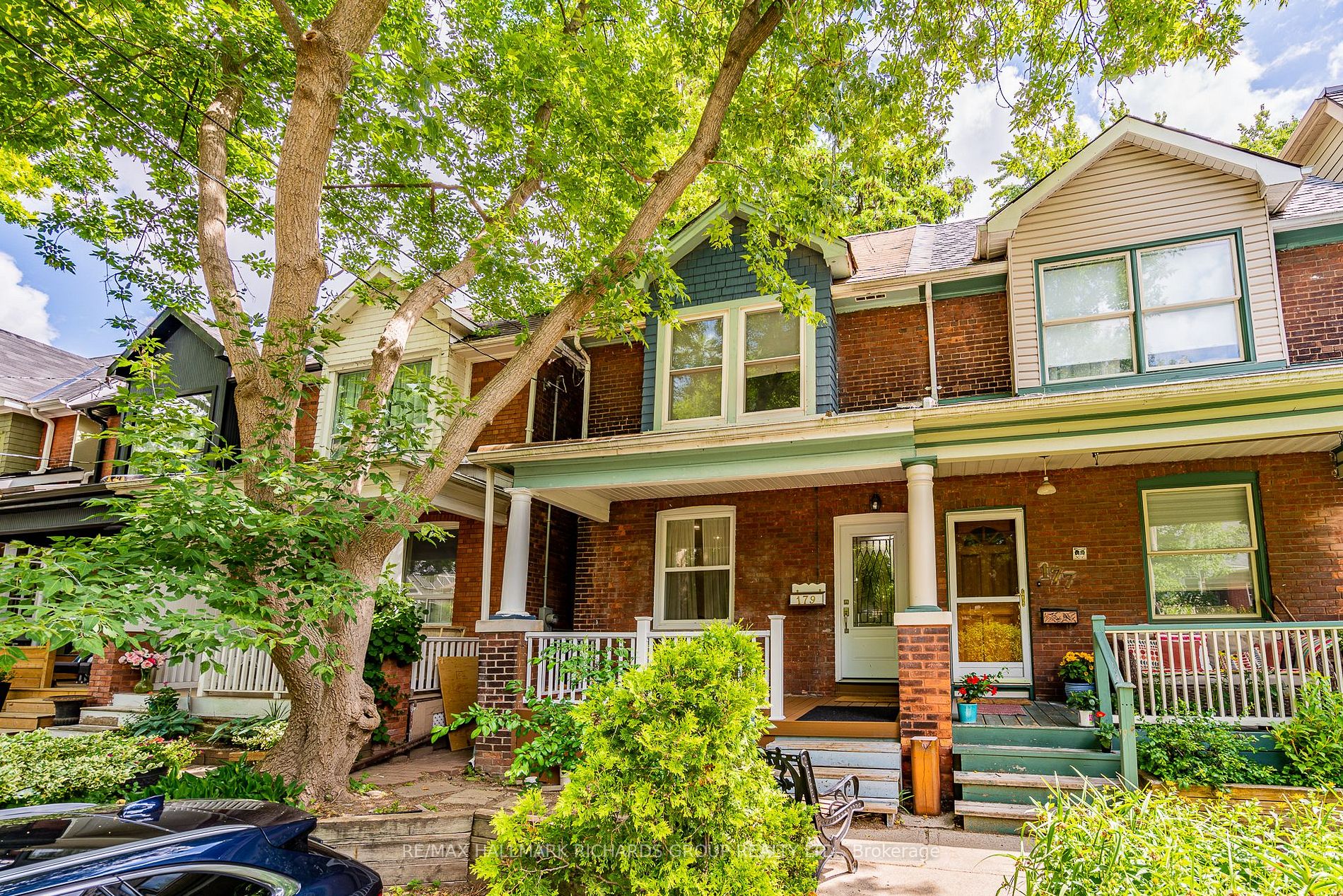 179 Lee Ave