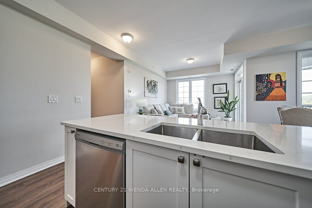 65 Shipway Ave, #304