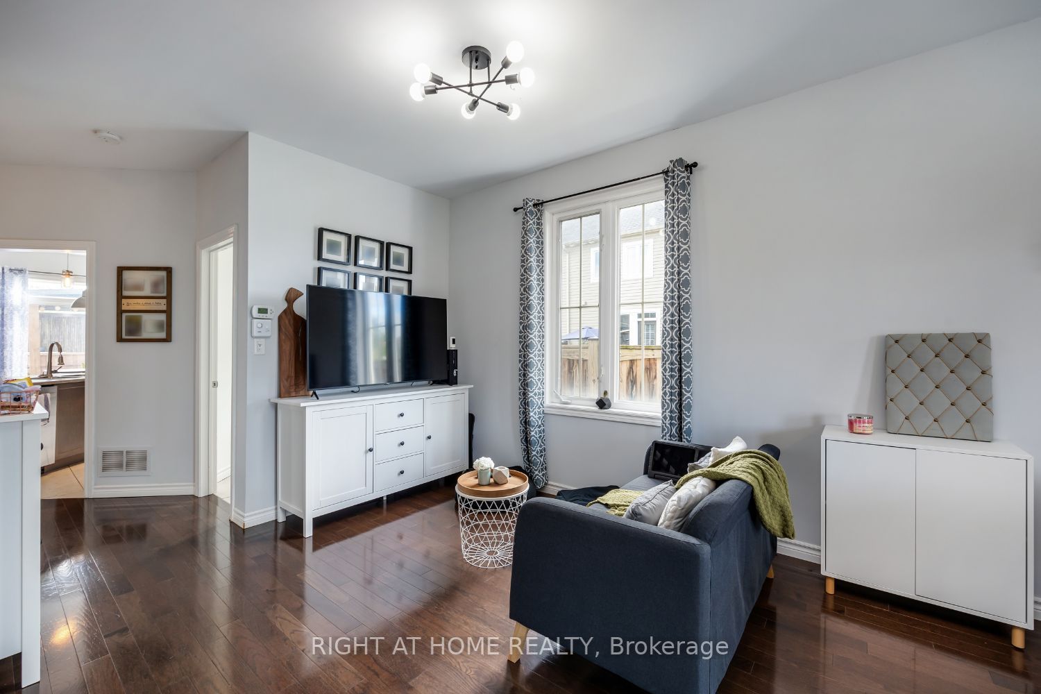 83 Harvey Jones Ave