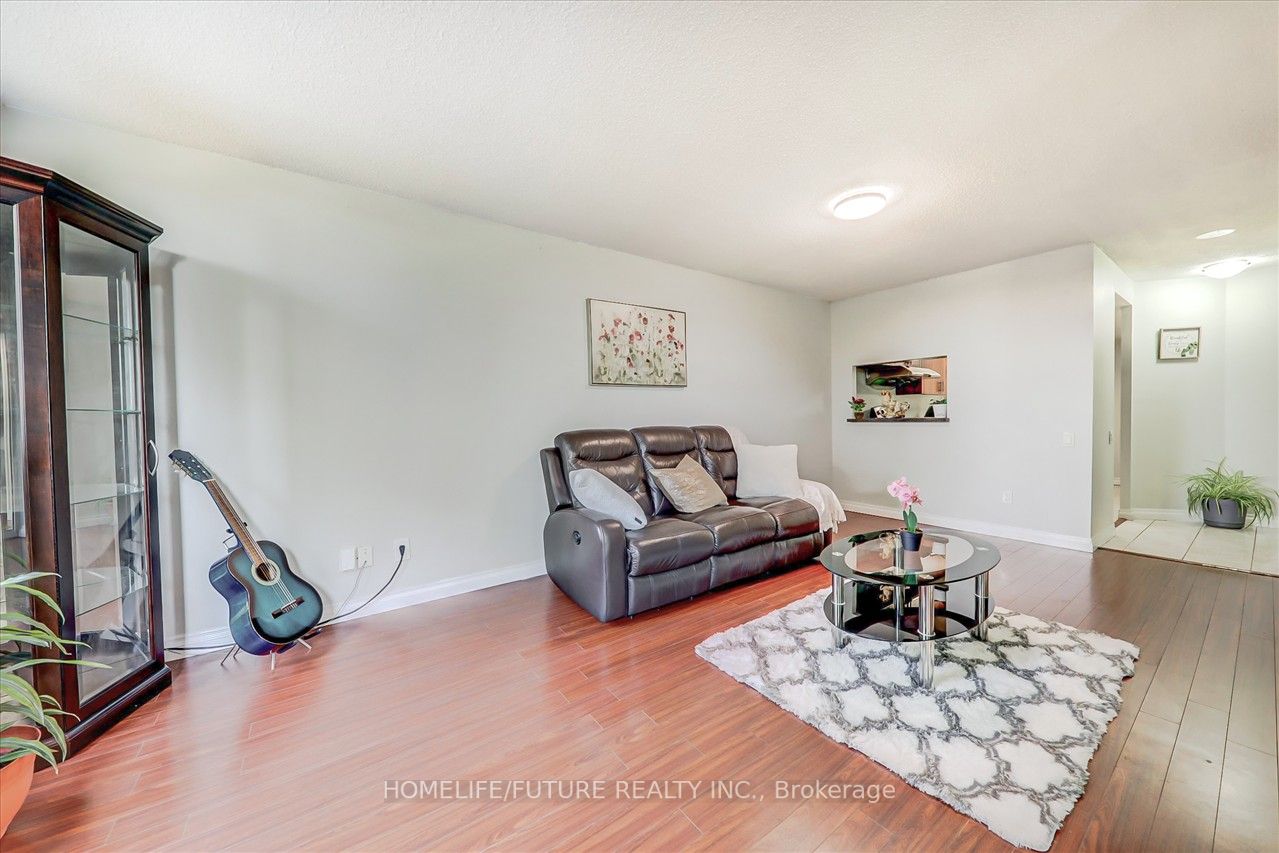2460 Eglinton Avenue E, #203