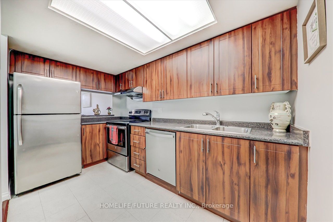 2460 Eglinton Avenue E, #203