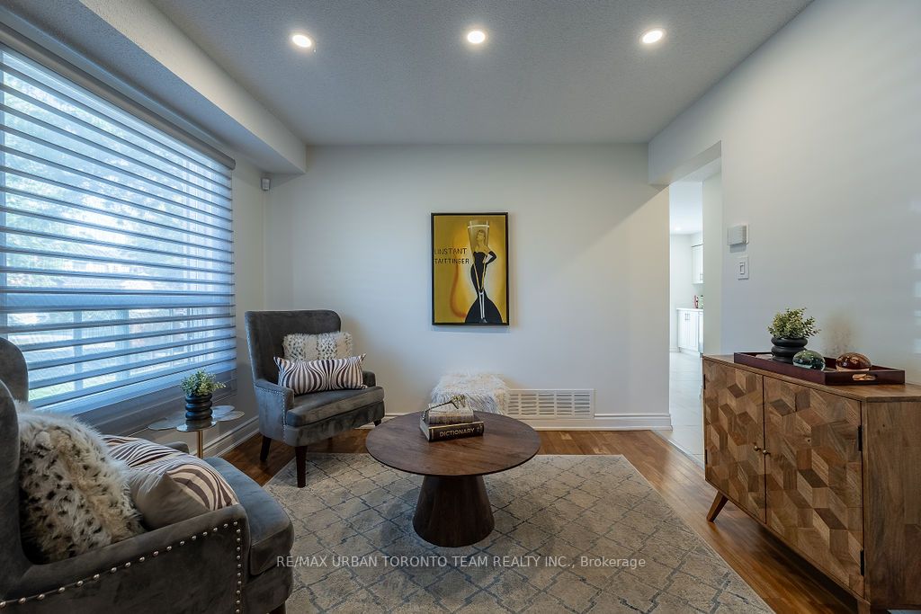 31 Ponymeadow Terr