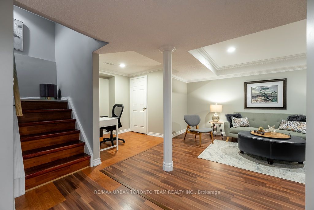 31 Ponymeadow Terr