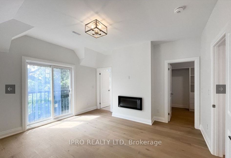 293 Paramount Path