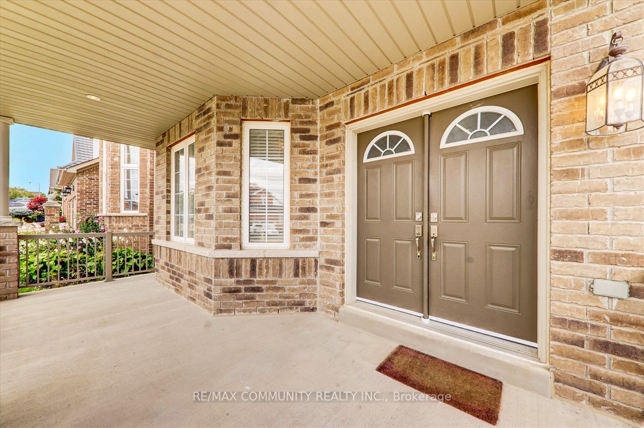 871 Black Cherry Dr