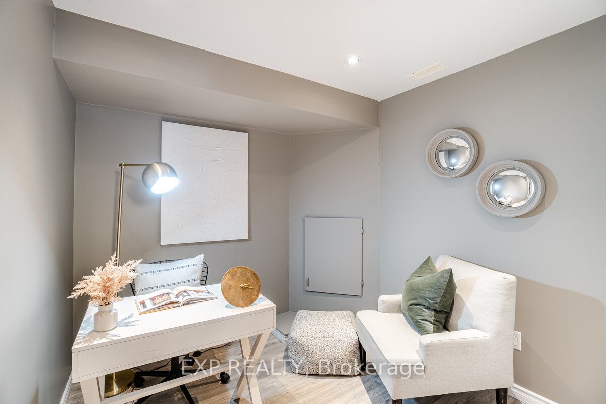 323 Wasaga Crt
