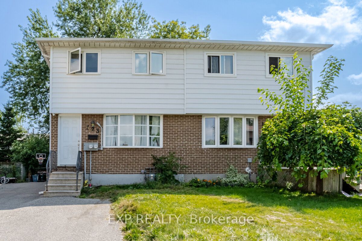 323 Wasaga Crt